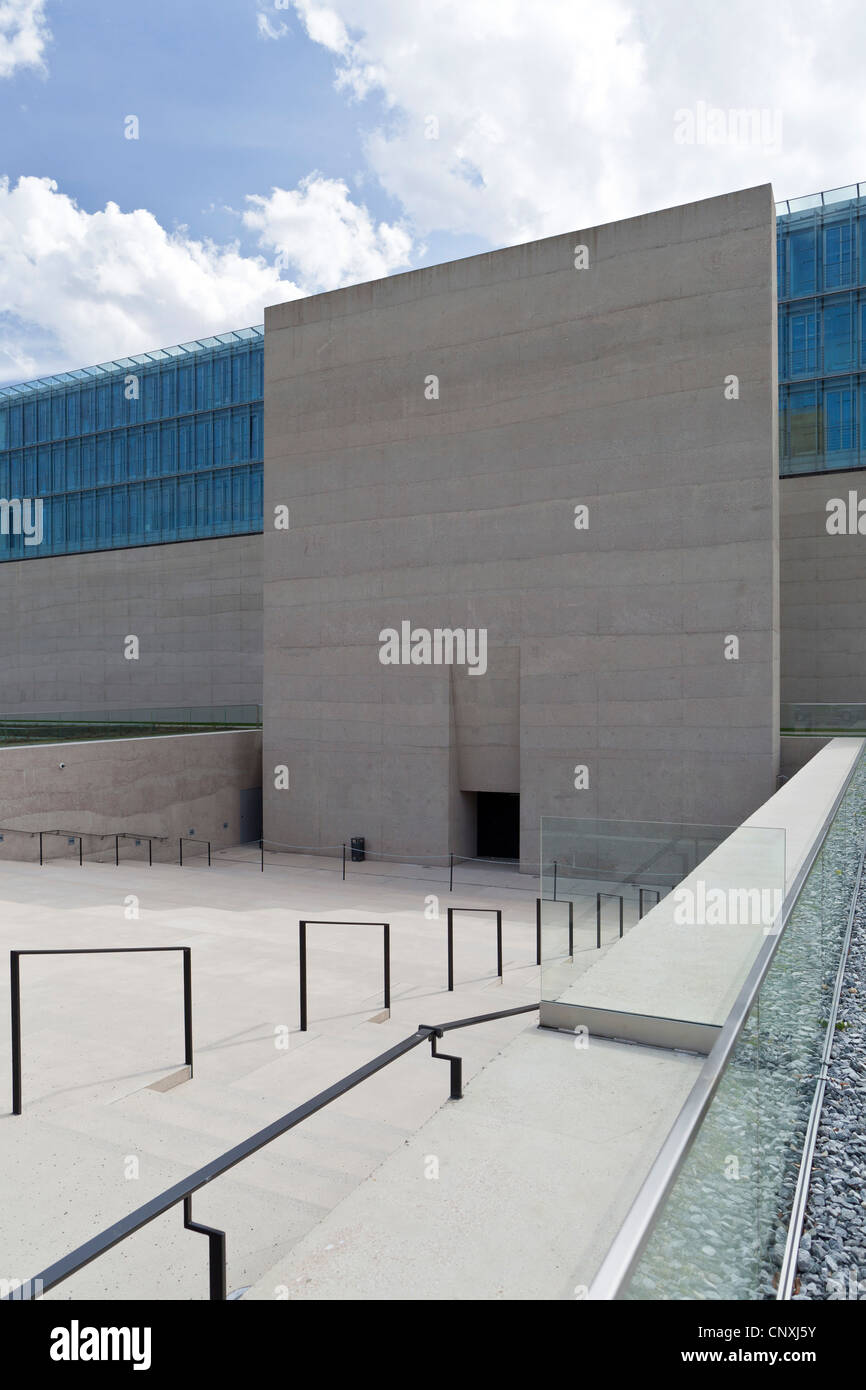 Bâtiment de la HFF de Munich et le Musée d'état de l'art égyptien de Munich, Bavaria, Germany, Europe Banque D'Images