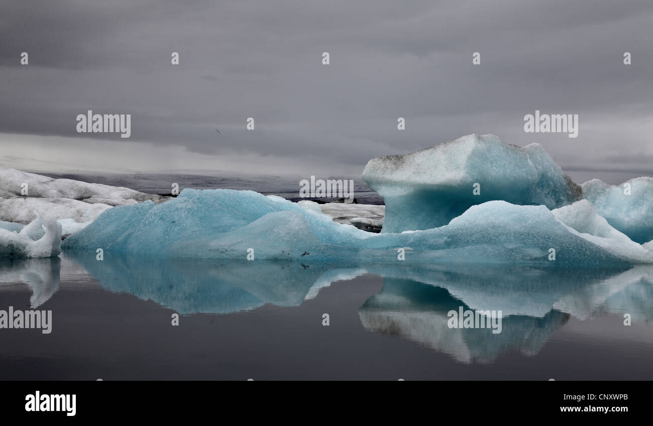 Le lac glaciaire Joekulsrln et glaces dérivantes, Islande, Fagurholsmyr Banque D'Images