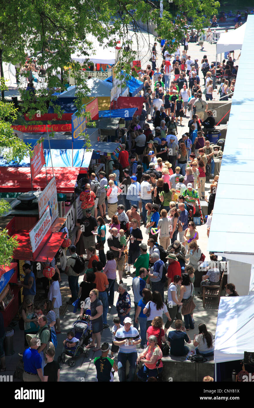 PORTLAND - 12 Juin : Festival Rose parade annuelle dans le centre-ville le 12 juin 2010 à Portland, Oregon Banque D'Images