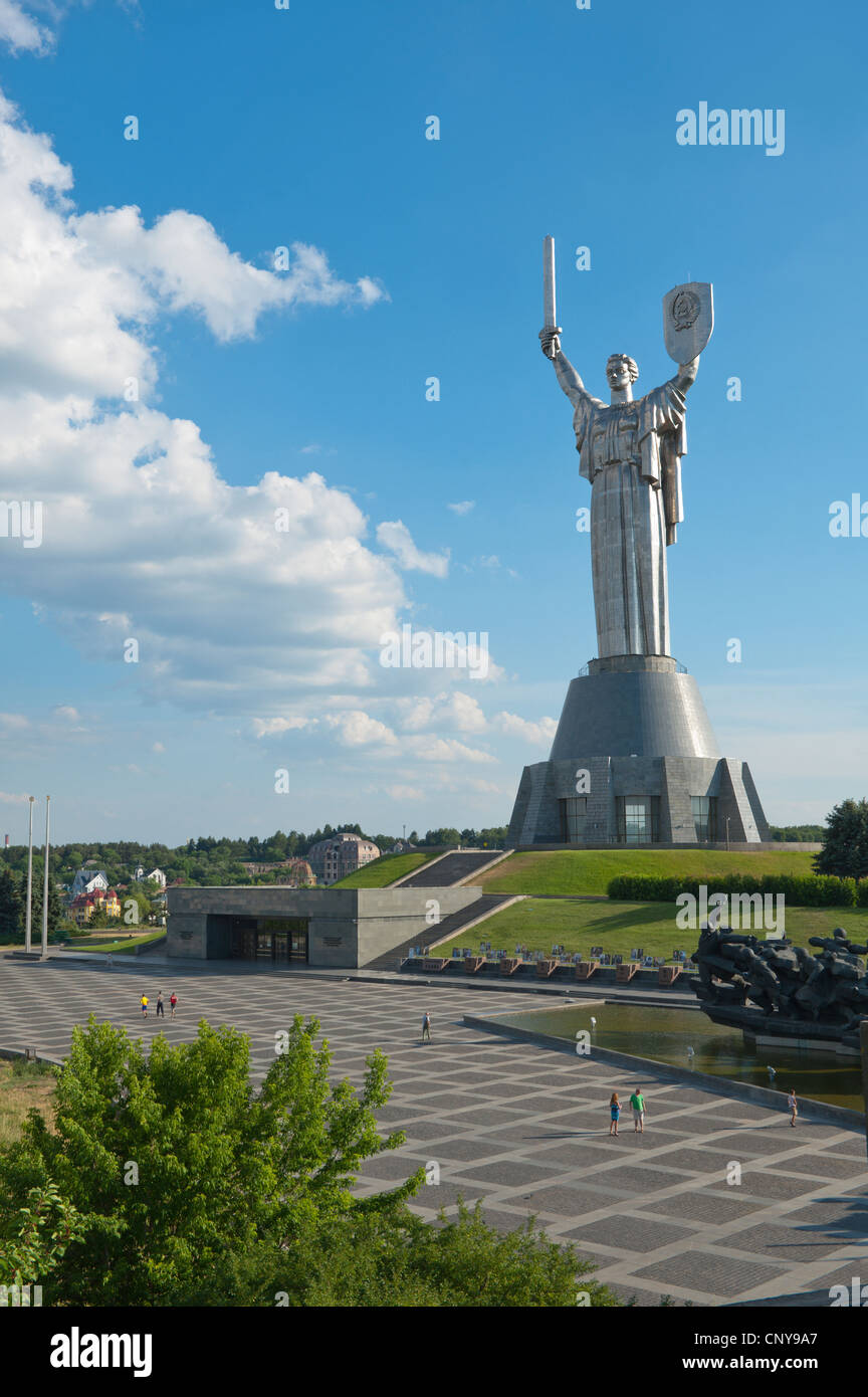 Rodina Mat - la patrie Monument et Musée national de l'histoire de la Grande Guerre Patriotique 1941-1945, Kiev, Ukraine, Banque D'Images