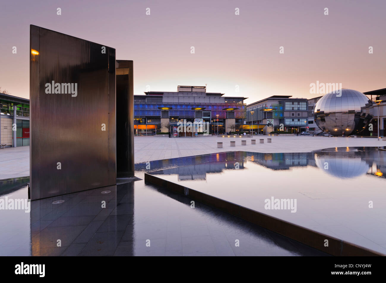 La place du millénaire dans le centre-ville de Bristol, Royaume-Uni Banque D'Images