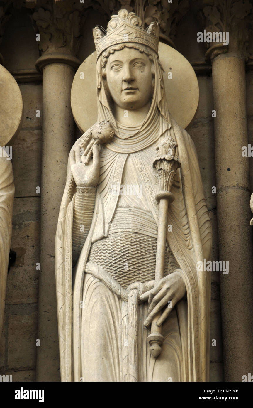 L'art gothique en France. Notre Dame. La Reine de Saba. Portail de sainte Anne. 13e siècle. Paris. Banque D'Images