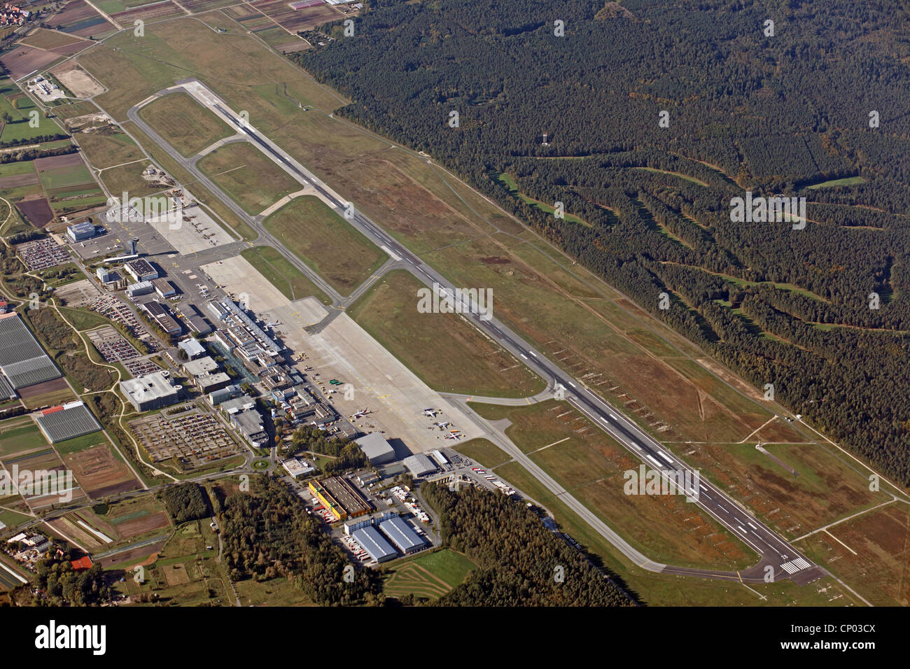 L'aéroport de Nuremberg et de l'Est 7000 pieds d'altitude, Allemagne, Bavière, Nuernberg Banque D'Images