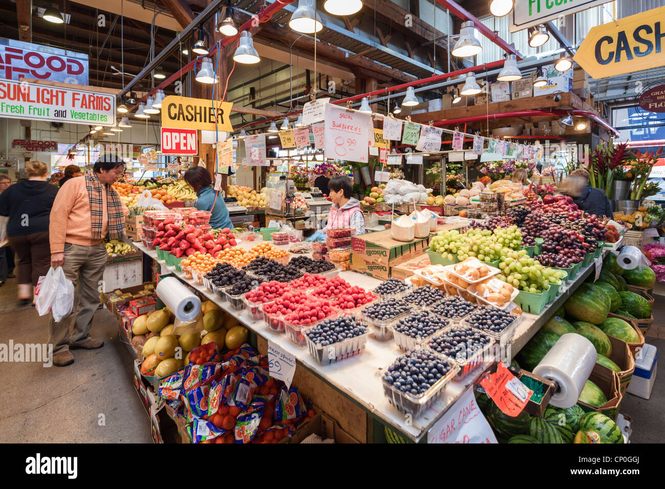 Marché public de Granville Island, Vancouver Photo Stock Alamy