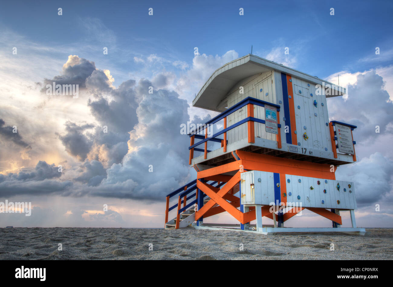Lifeguard Tower, tôt le matin, Miami South Beach, Florida Banque D'Images