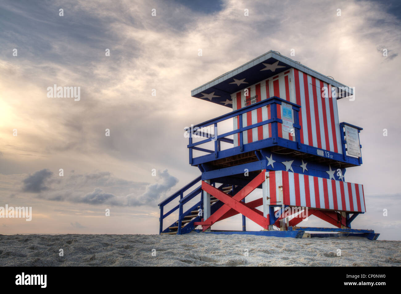 Lifeguard Tower, tôt le matin, Miami South Beach, Florida Banque D'Images