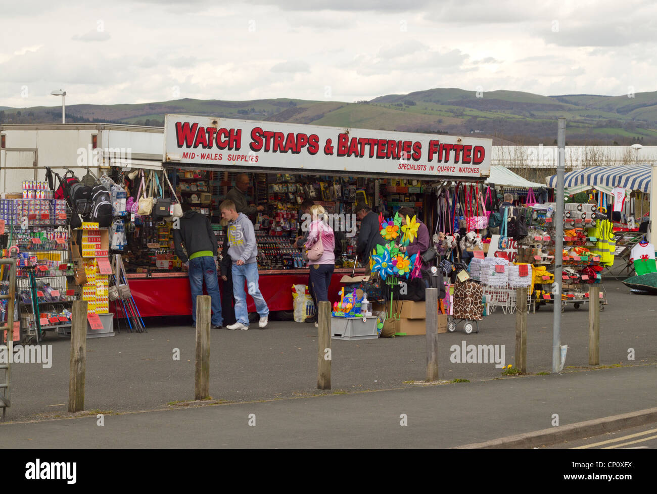 Airdrie outdoor market stall, Powys Pays de Galles au Royaume-Uni. Banque D'Images