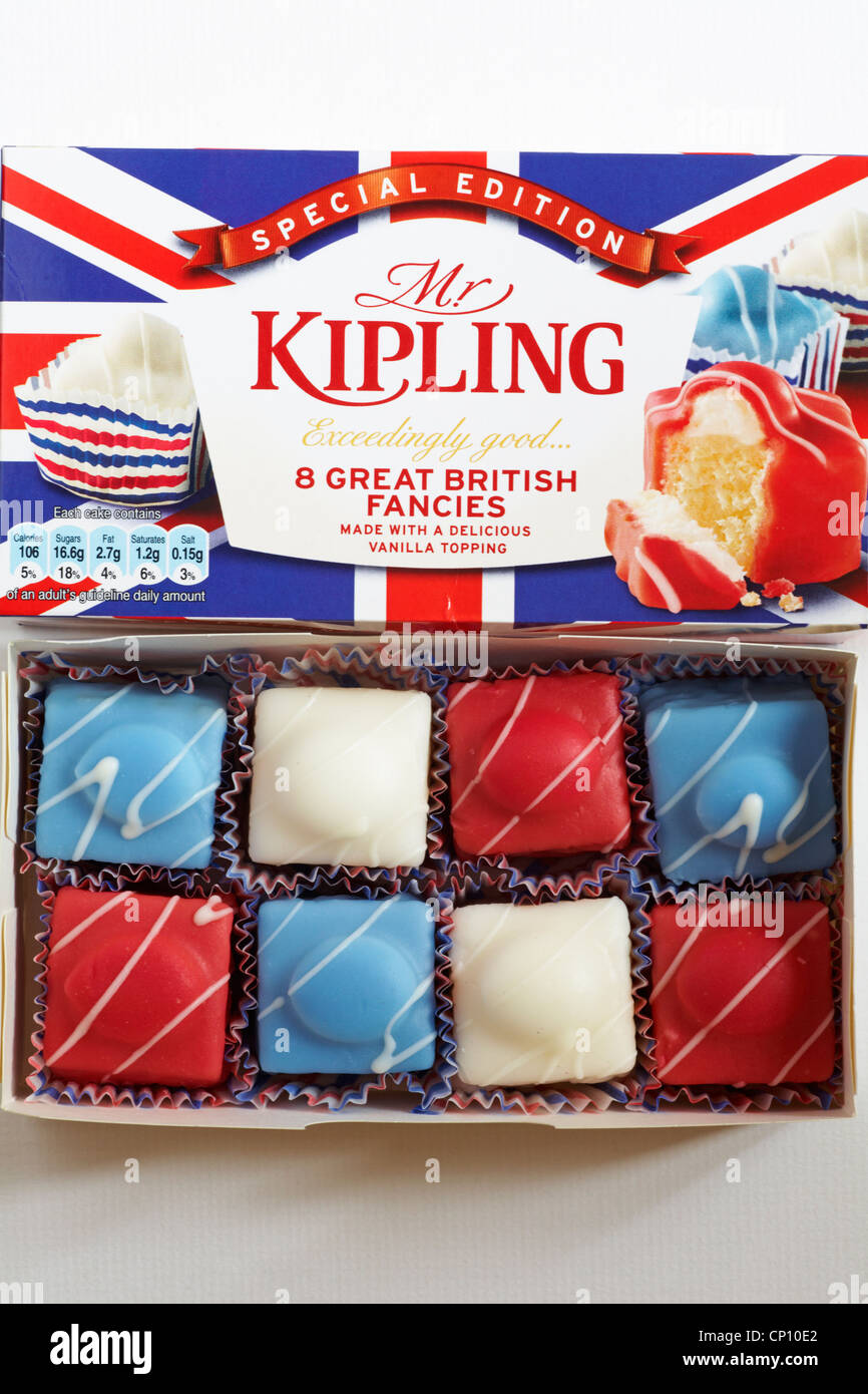 Fort de l'édition spéciale Mr Kipling extrêmement bonnes 8 Great British fantaisies, contenu a été retiré pour montrer rouge, blanc et bleu gâteaux Banque D'Images