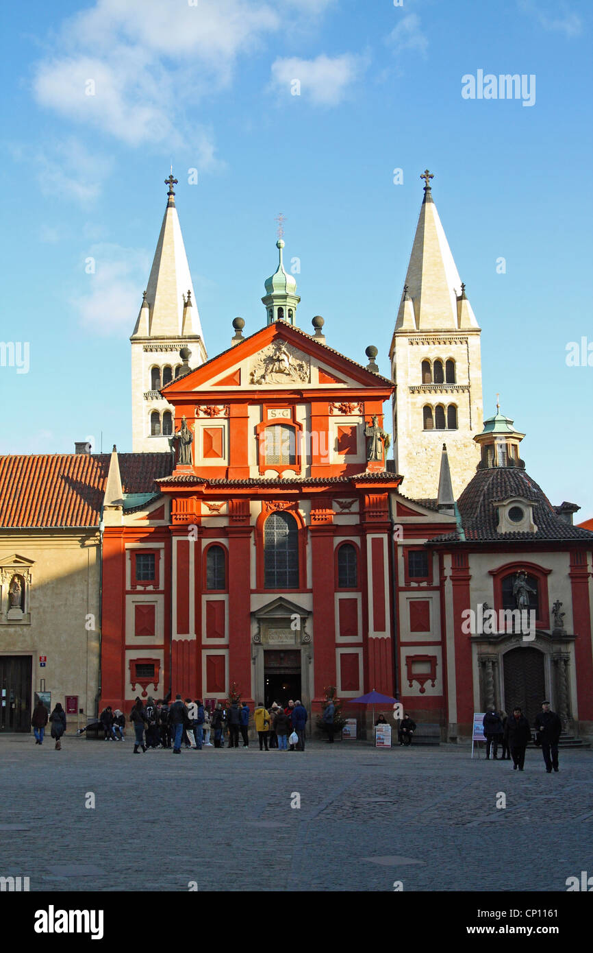 St George's Basilica (Bazilika Sv. Jiří), le château de Prague, Prague, République Tchèque Banque D'Images