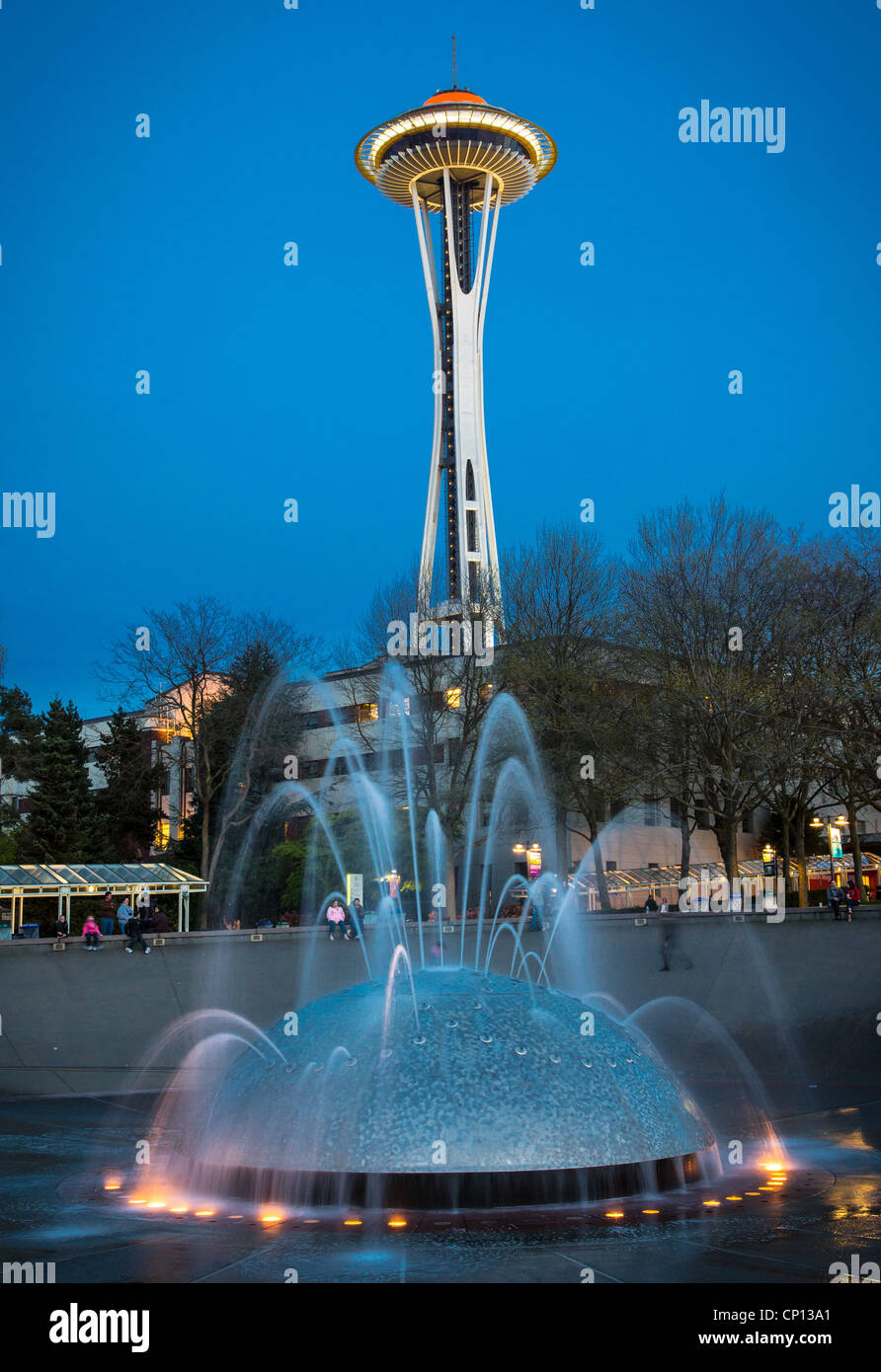 Space Needle et International Fontaine à Seattle Center à Seattle, Washington Banque D'Images
