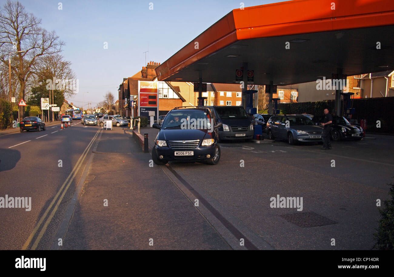 File d'essence - Sainsbury's Station de charge Banque D'Images