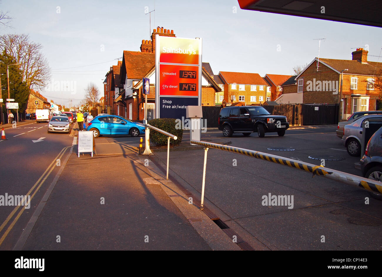 File d'essence - Sainsbury's Station de charge Banque D'Images