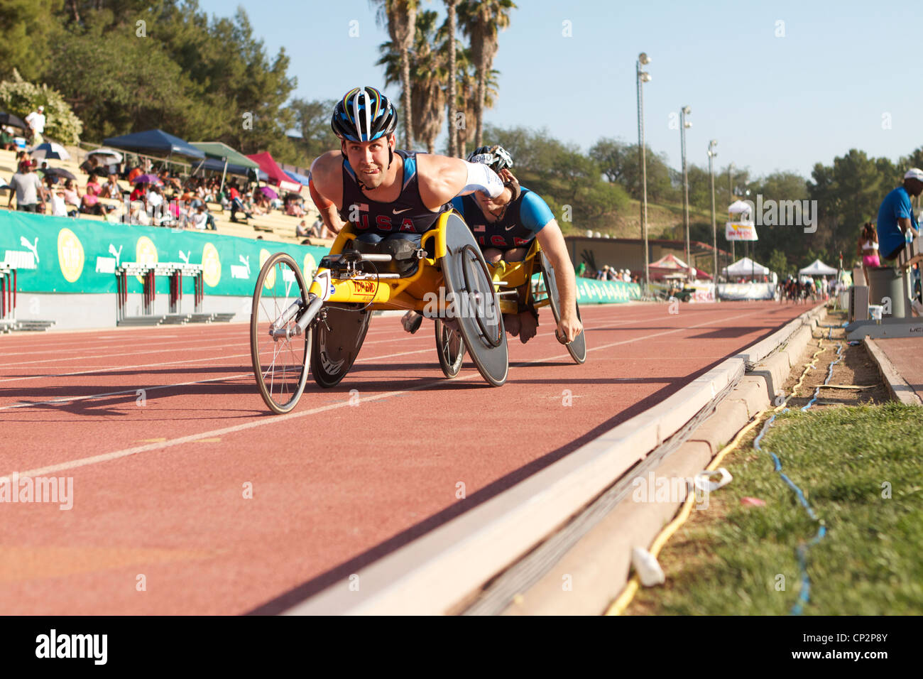 USA Mens 1500m course en fauteuil roulant au relais 2012 Mt Sac, noyer,  California, USA Photo Stock - Alamy