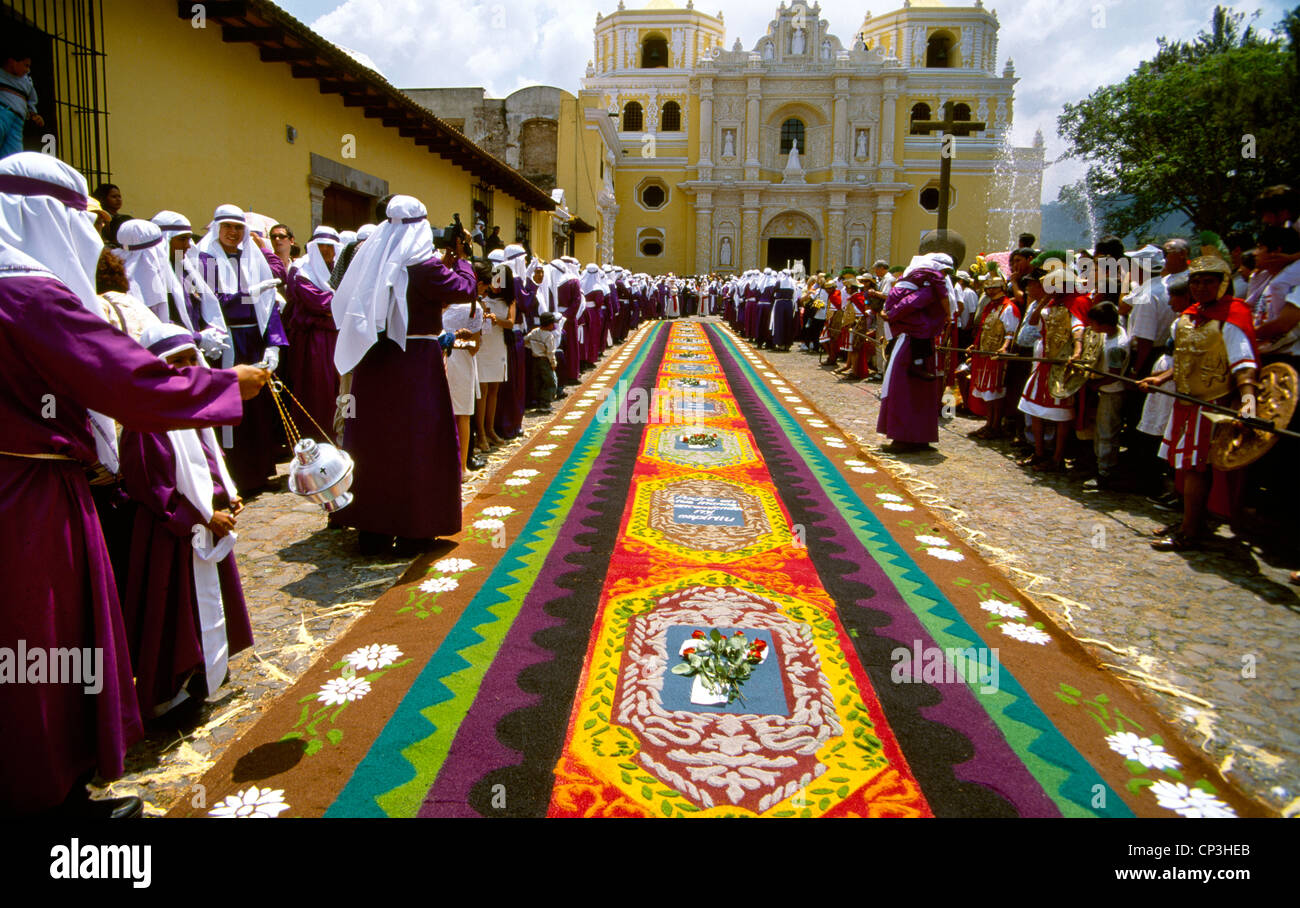 L'église de La Merced Antigua Guatemala Semana Santa Célébrations de la Semaine Sainte Banque D'Images