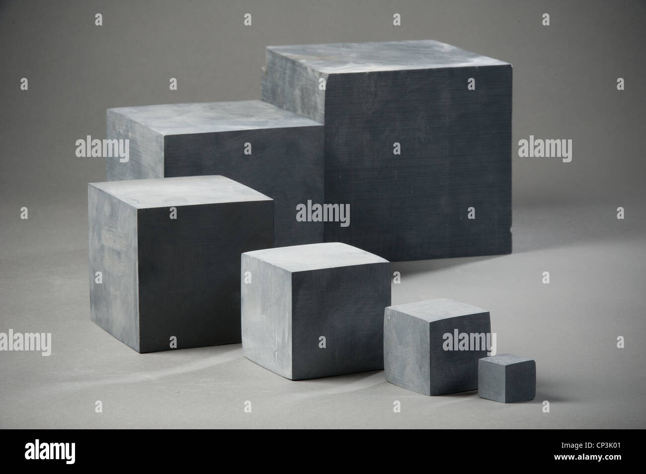 Les blocs en pierre organisé du plus grand au plus petit Banque D'Images