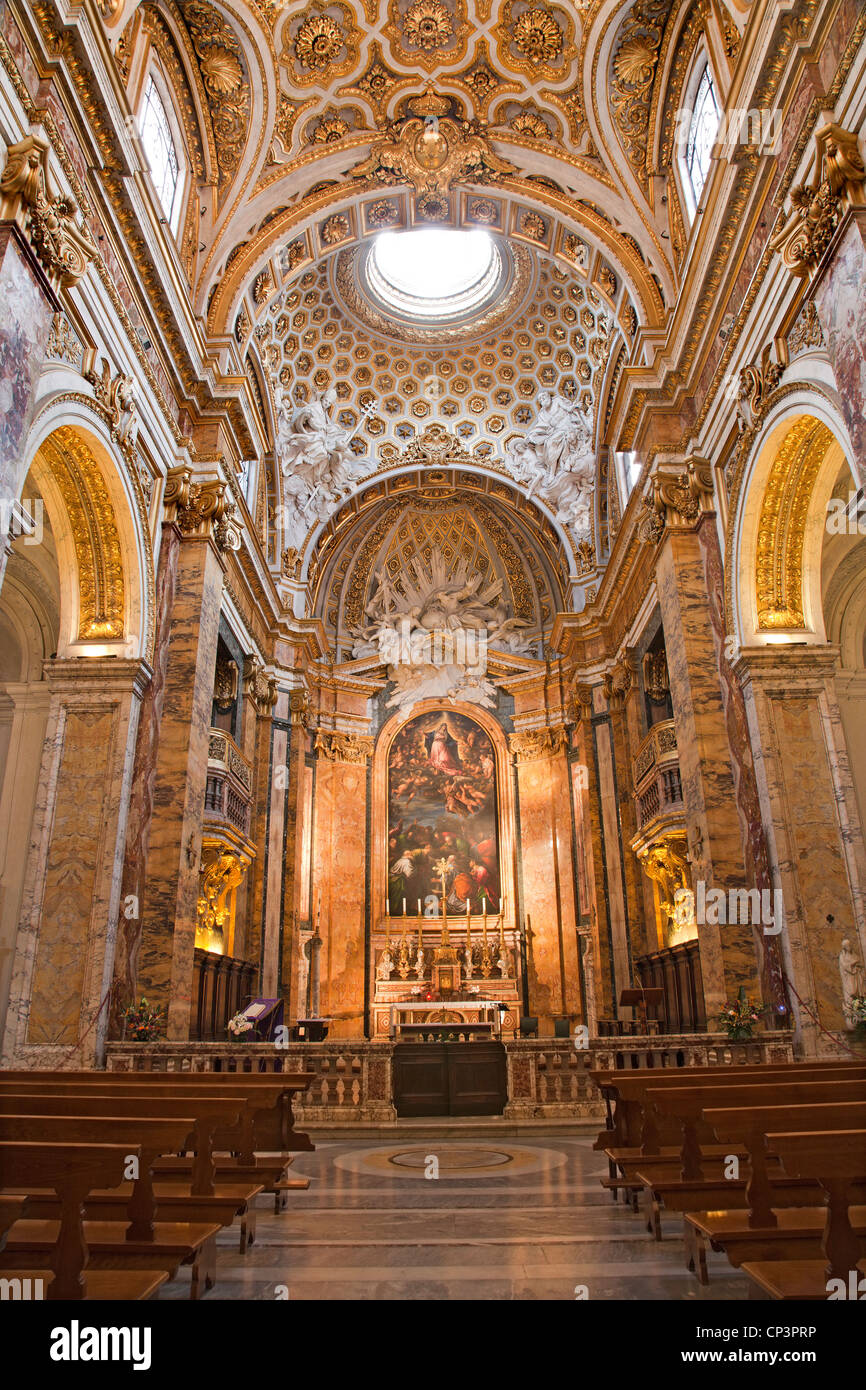 Rome - l'intérieur de l'église San Luigi Banque D'Images