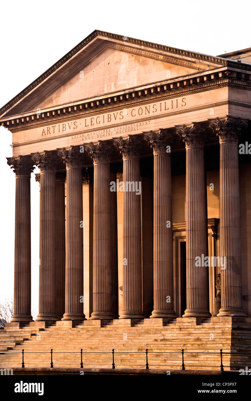 Colonnes de St Georges Hall, Liverpool, Angleterre, Royaume-Uni Banque D'Images