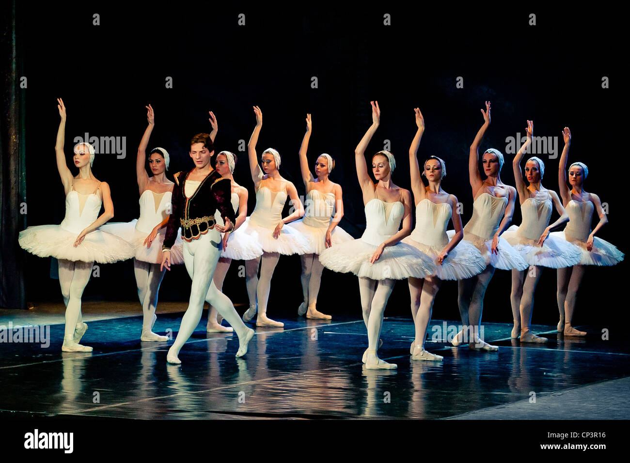 Tour du grand ballet classique - Stars du Saint-pétersbourg Ballet Theatre. Banque D'Images