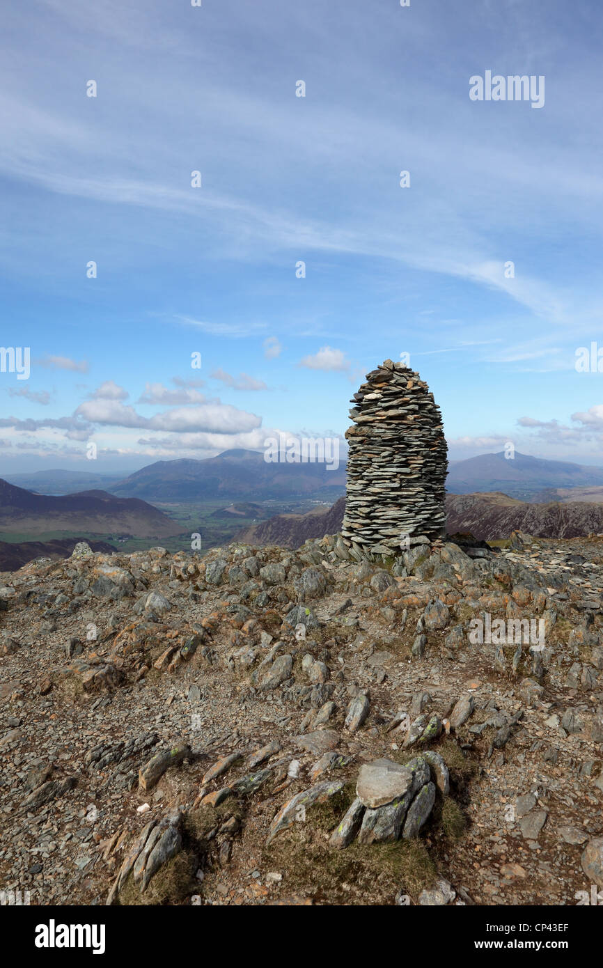 Le Sommet de Dale Head et la vue nord au Skiddaw et Blencathra Lake District Cumbria UK Banque D'Images