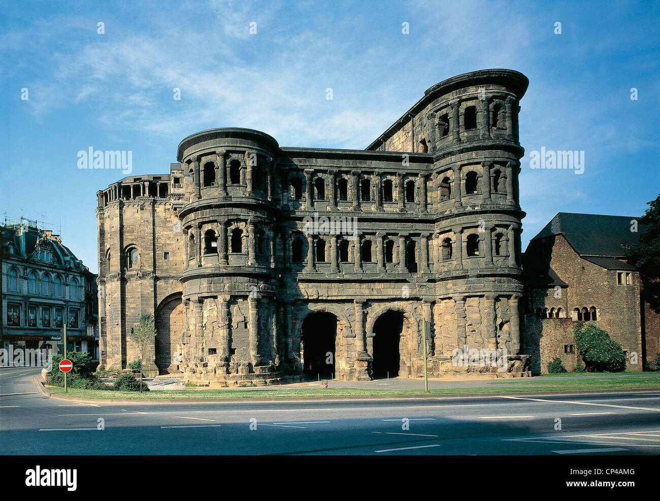D Porta Nigra de Trèves monument romain Photo Stock - Alamy