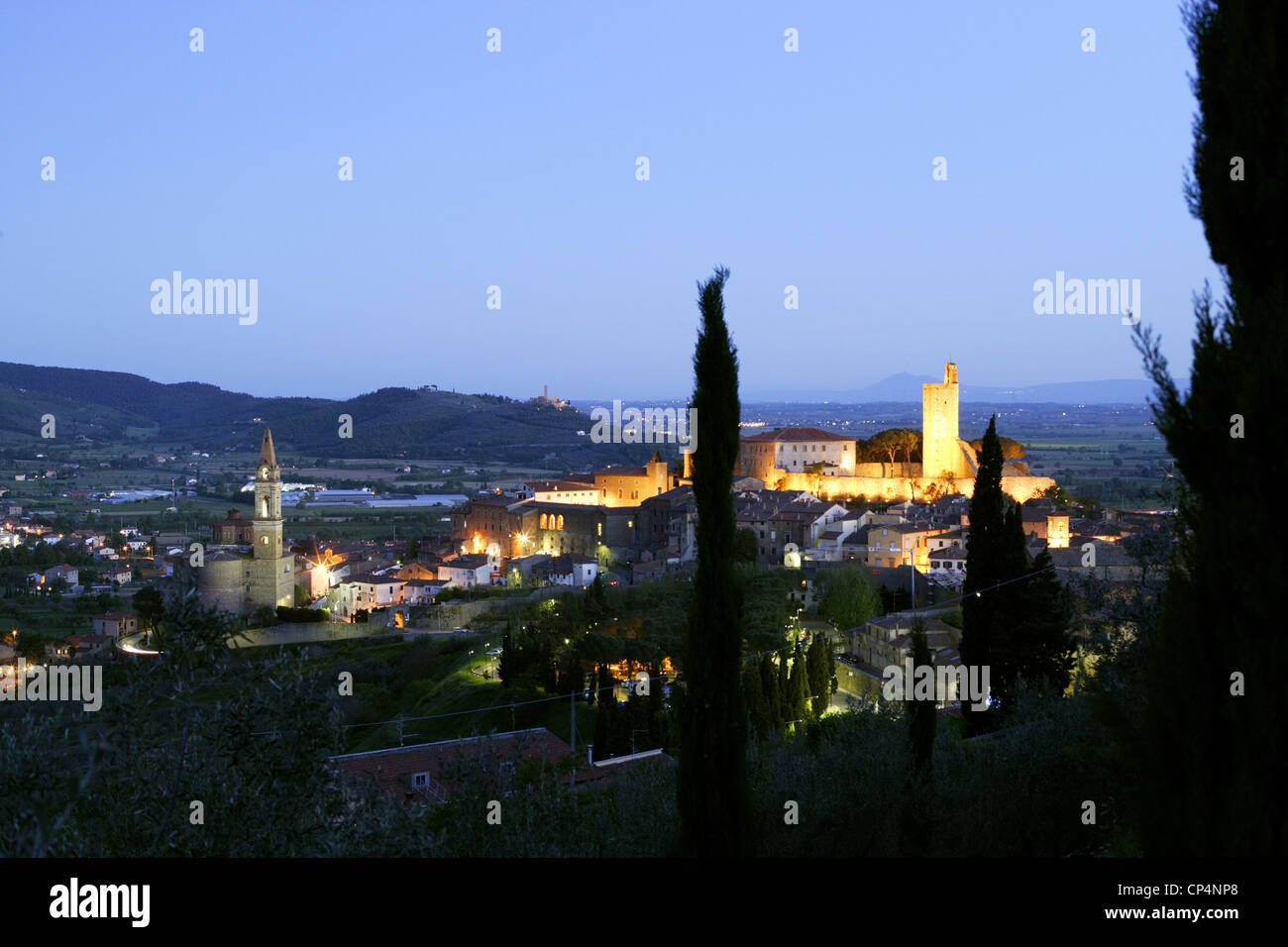 Castiglion Fiorentino, Florence Province, Région de Toscane, en Italie. Le coucher du soleil. Banque D'Images