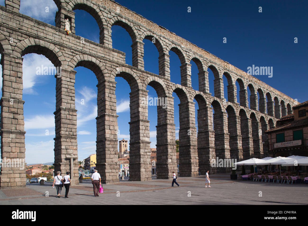 L'Espagne, Castilla y Leon Région, province de Ségovie, Segovia, El Acueducto, aqueduc romain Banque D'Images