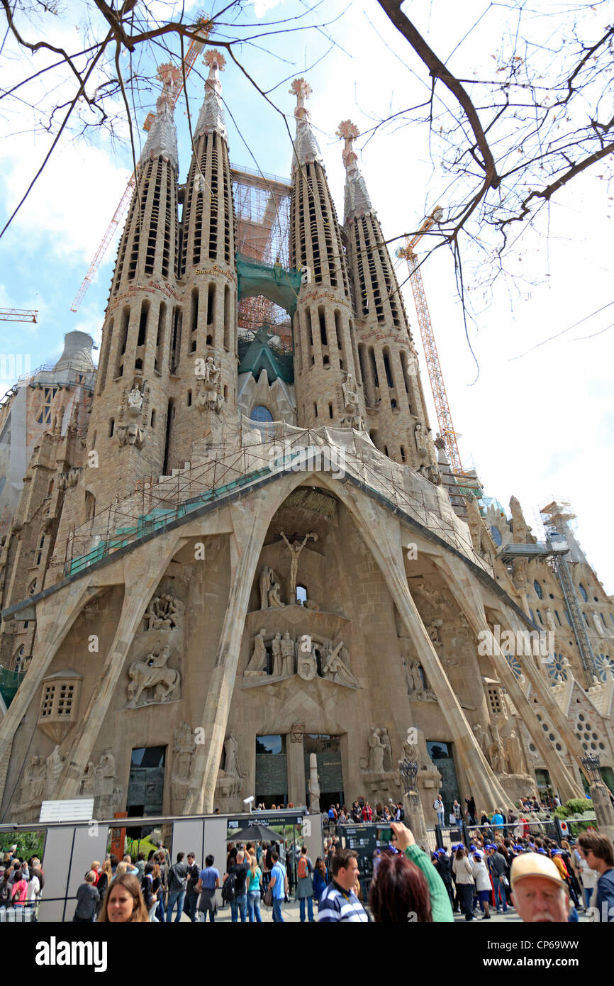 La Sagrada Familia, une église catholique romaine de Barcelone. Banque D'Images