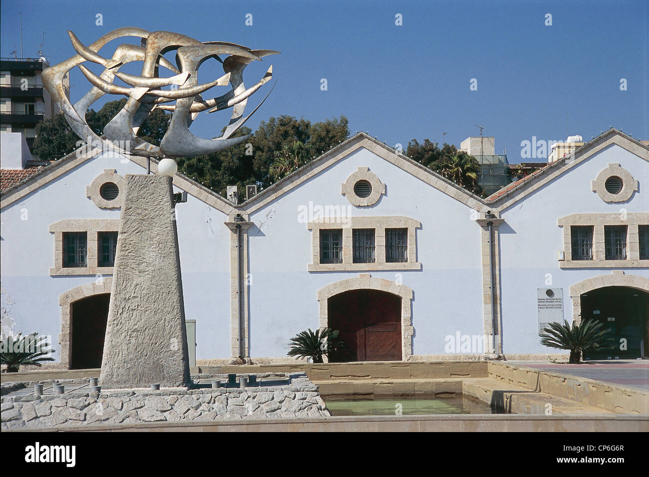 Chypre Larnaca Centre Culturel Municipal se compose de cinq maisons d'entrepôt d'anciennes coutumes le Musée de paléontologie à Chypre Banque D'Images