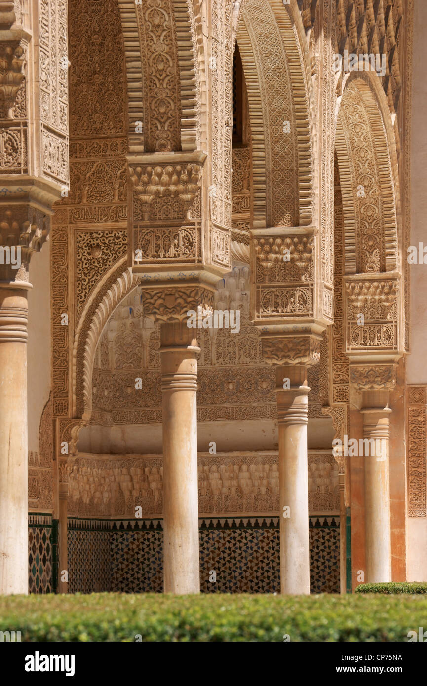 Détail De L'architecture Mudéjar Dans La Royal Alcazar De Séville Photo ...