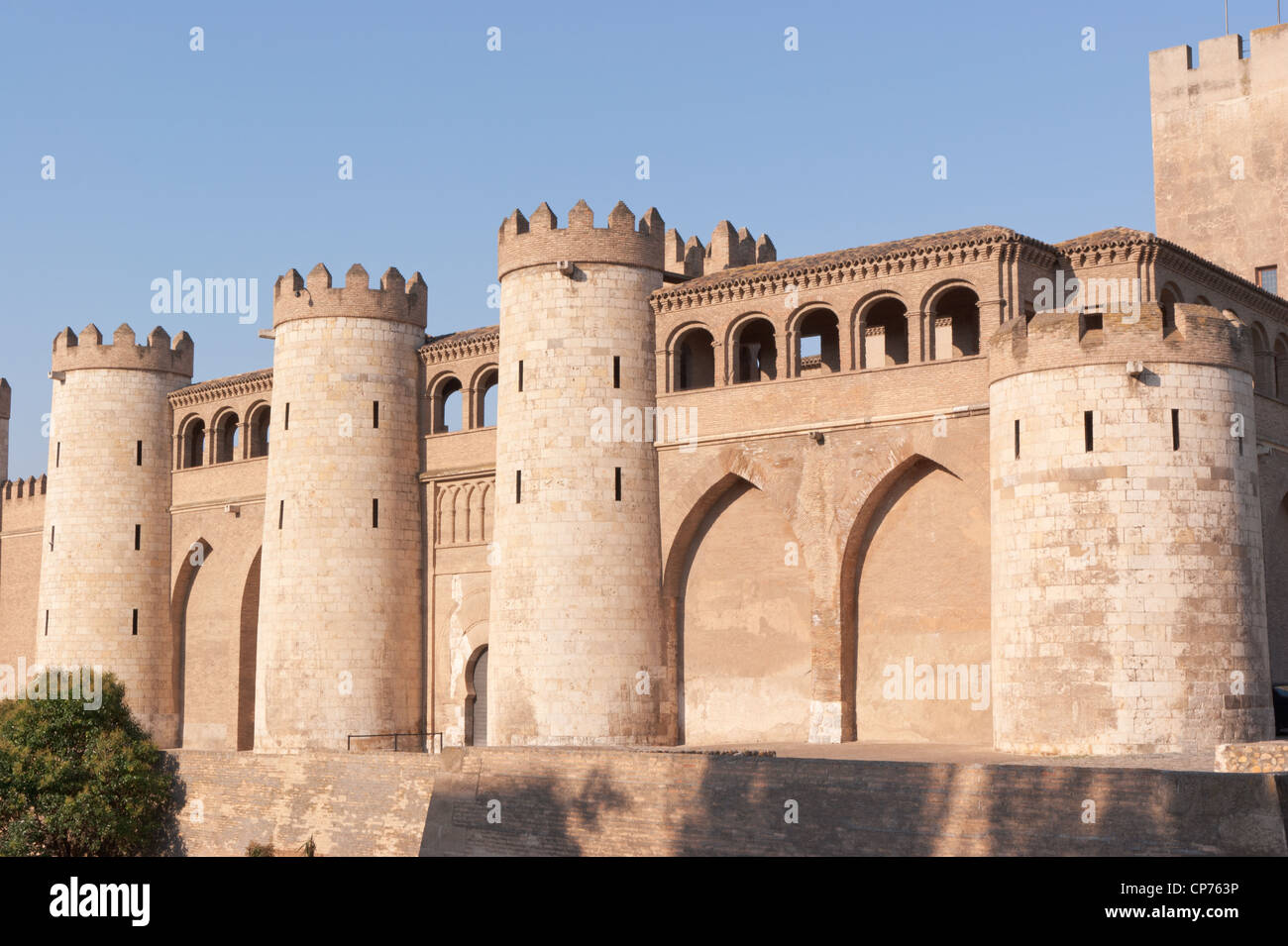 L'Aljaferia Palace à Saragosse Banque D'Images