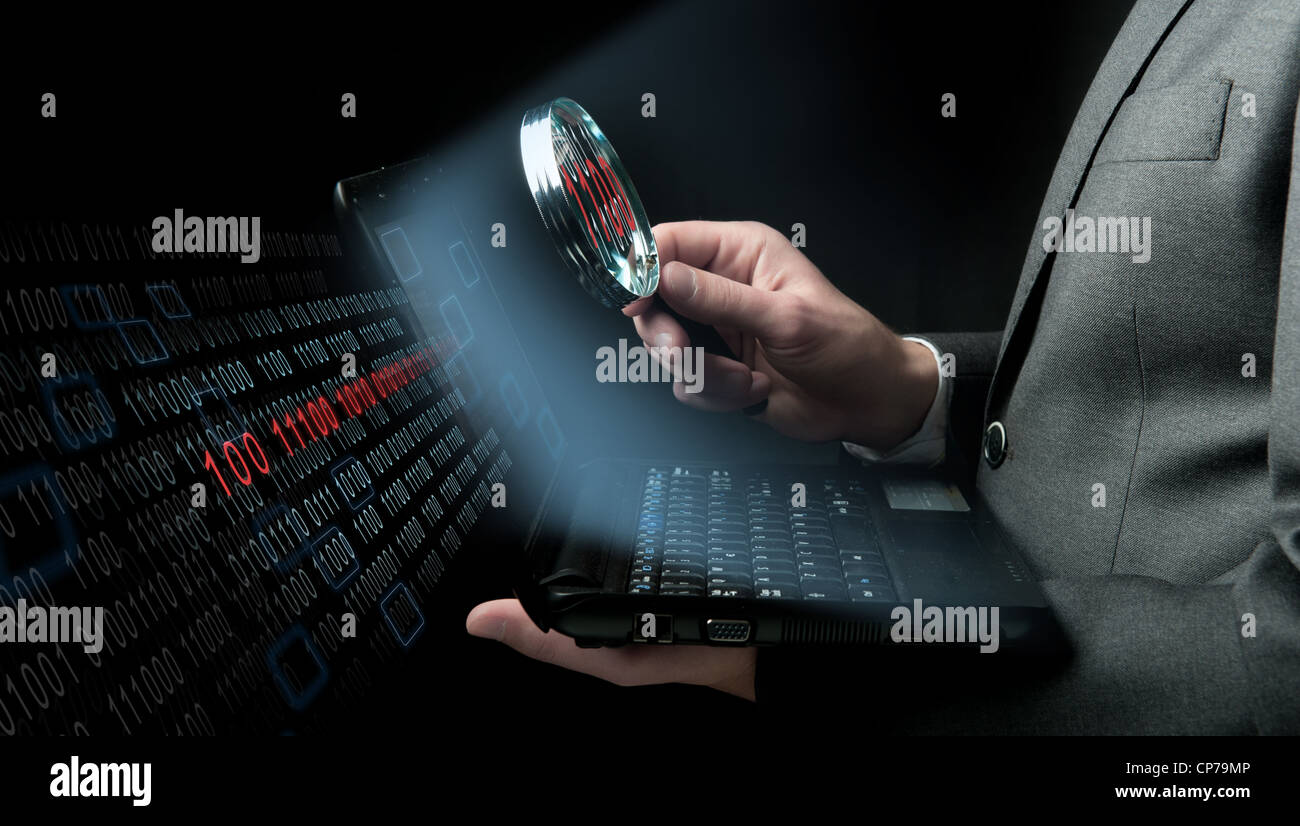 Le virus de la recherche d'affaires dans un ordinateur portable Banque D'Images