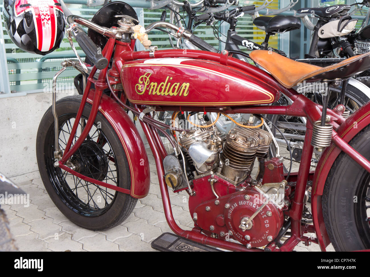 Scout-Racer indien moto vintage de 1926 sur l'affichage à Grand Prix à Mutschellen, SUI le Avril 29, 2012 Banque D'Images