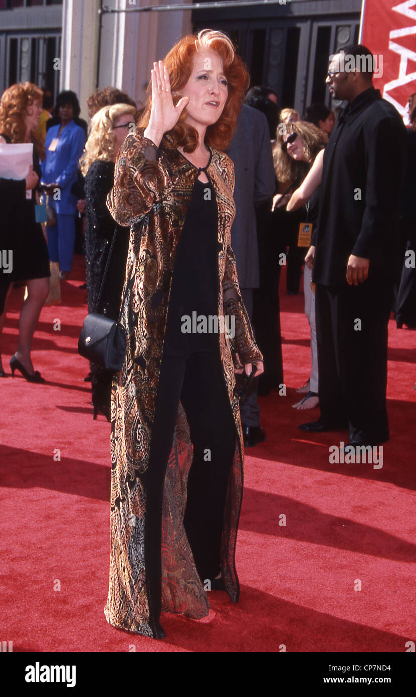 BONNIE RAITT US Blues singer-songwriter à la 41e Grammy Awards en Fbruary 1999. Photo Jeffrey Mayer Banque D'Images