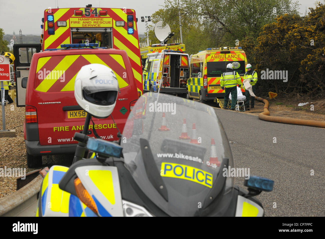Véhicules des services de secours à un incident majeur s'exercer Banque D'Images