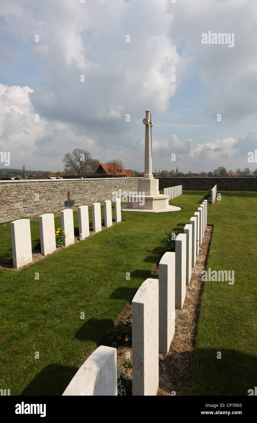 Abeele cimetière militaire de l'aérodrome en Belgique mais mètres de la frontière avec la France Banque D'Images