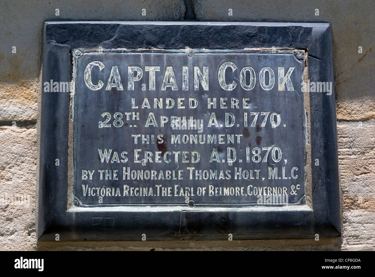 Plaque sur le monument indiquant où le capitaine Cook débarqué pour la première fois en Australie Banque D'Images