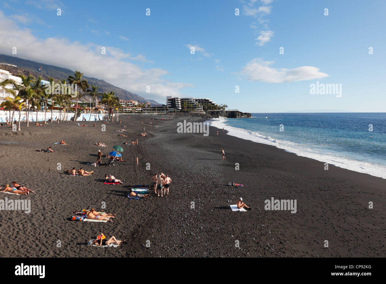Espagne, Canaries, La Palma, les gens on beach Banque D'Images