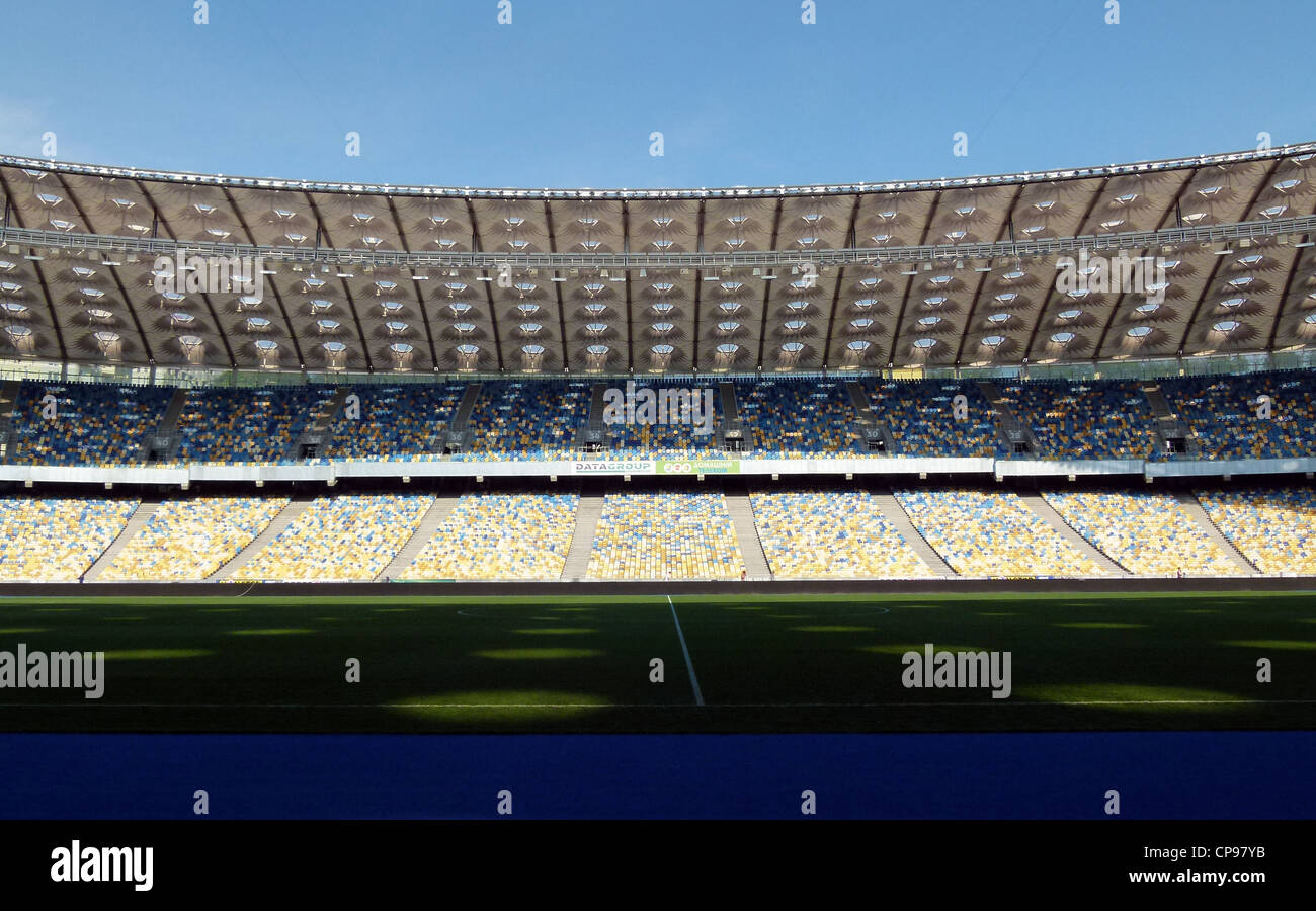 Nouveau stade de football pour le championnat d'Europe de Football UEFA 2012, Kiev, Ukraine, l'Europe conçu par les architectes gmp Banque D'Images