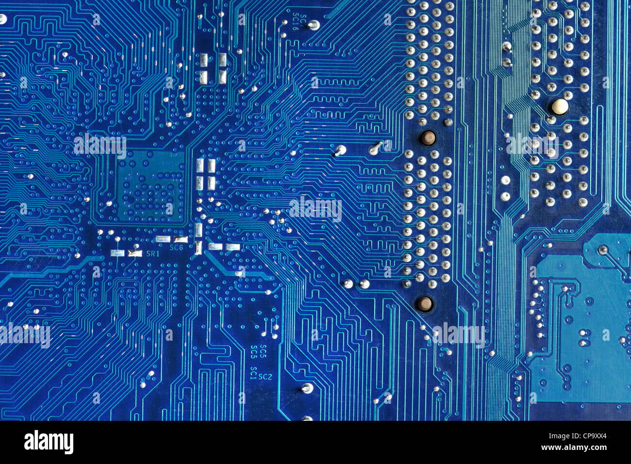 Circuit intégré d'ordinateur avec des conducteurs sur surface de silicium Banque D'Images