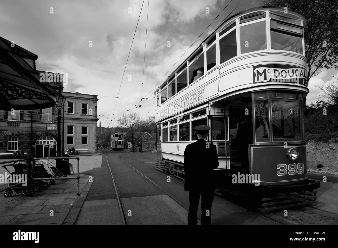 Tramway 399 Leeds à l'échelle nationale, Musée-village Tramway Crich, Derbyshire, Royaume-Uni Banque D'Images