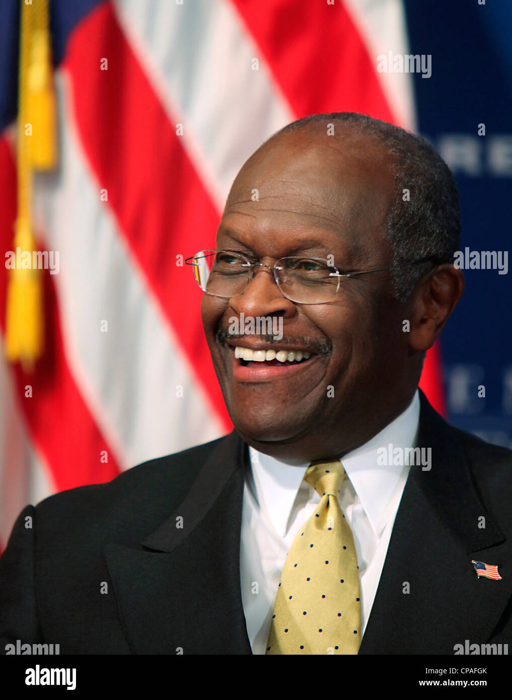 Candidat à l'élection présidentielle Herman Cain parlant au National Press Club, à Washington, DC Le 31 octobre 2011. Banque D'Images