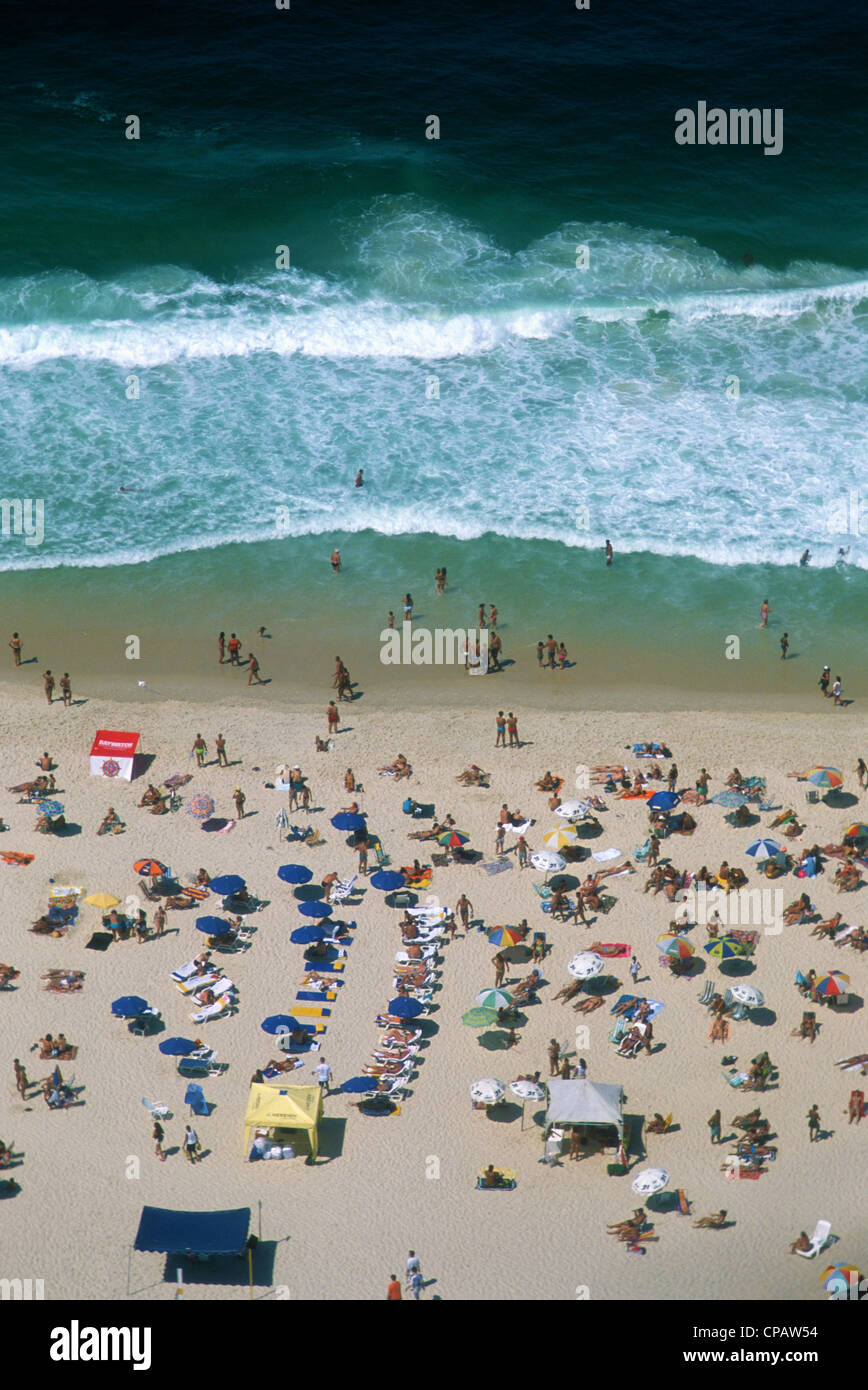 Brésil, Rio de Janeiro, la plage de Copacabana, les gens, Banque D'Images