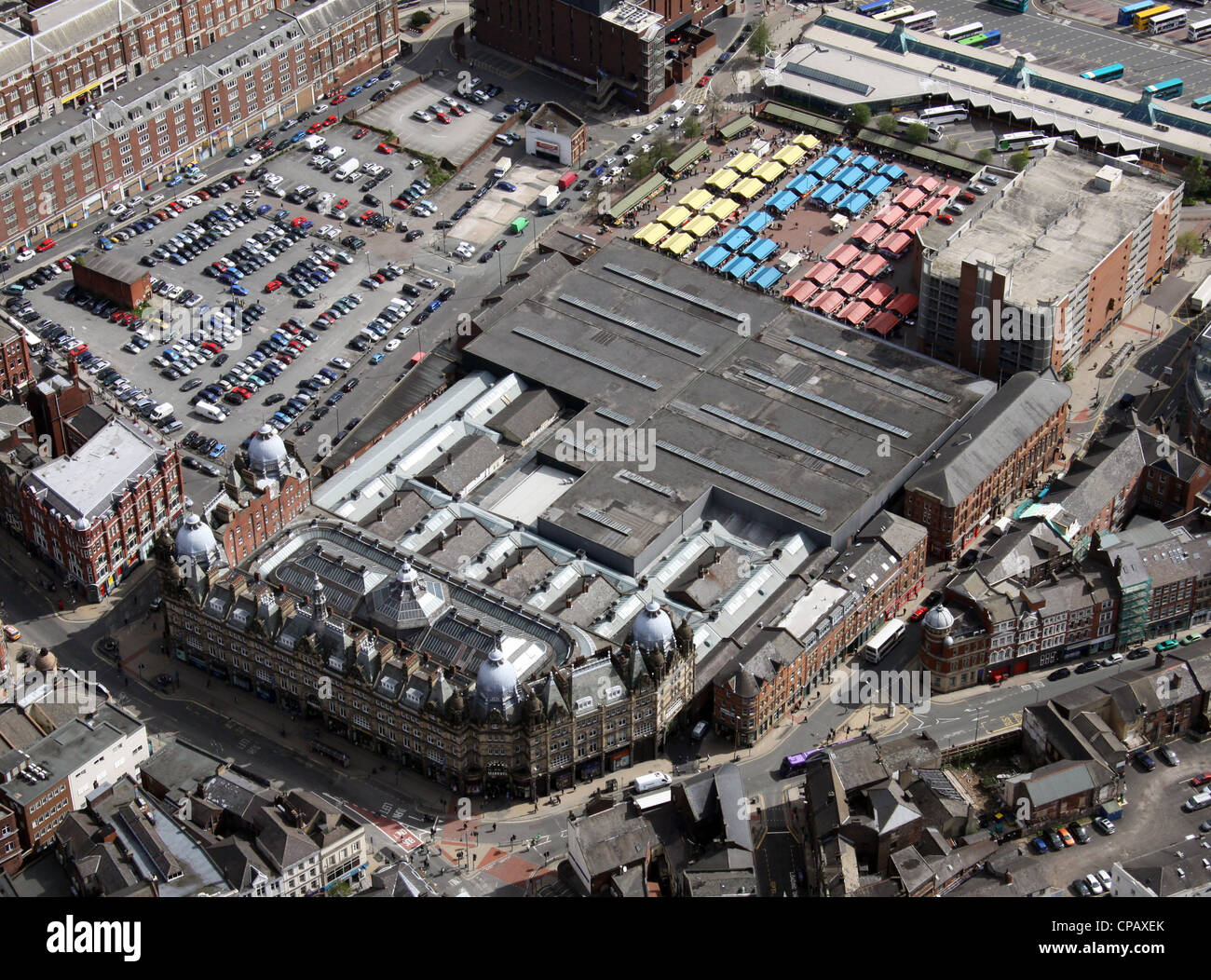 Vue aérienne de Leeds zone marchés de plus de Kirkgate, centre-ville de Leeds Banque D'Images