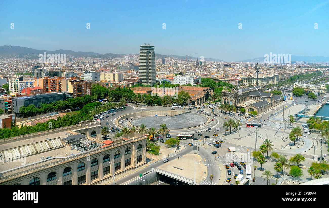Vue depuis le téléphérique du port sur la Plaça de la Carbonera, Port Vell, Barcelone, Espagne, Europe. Banque D'Images
