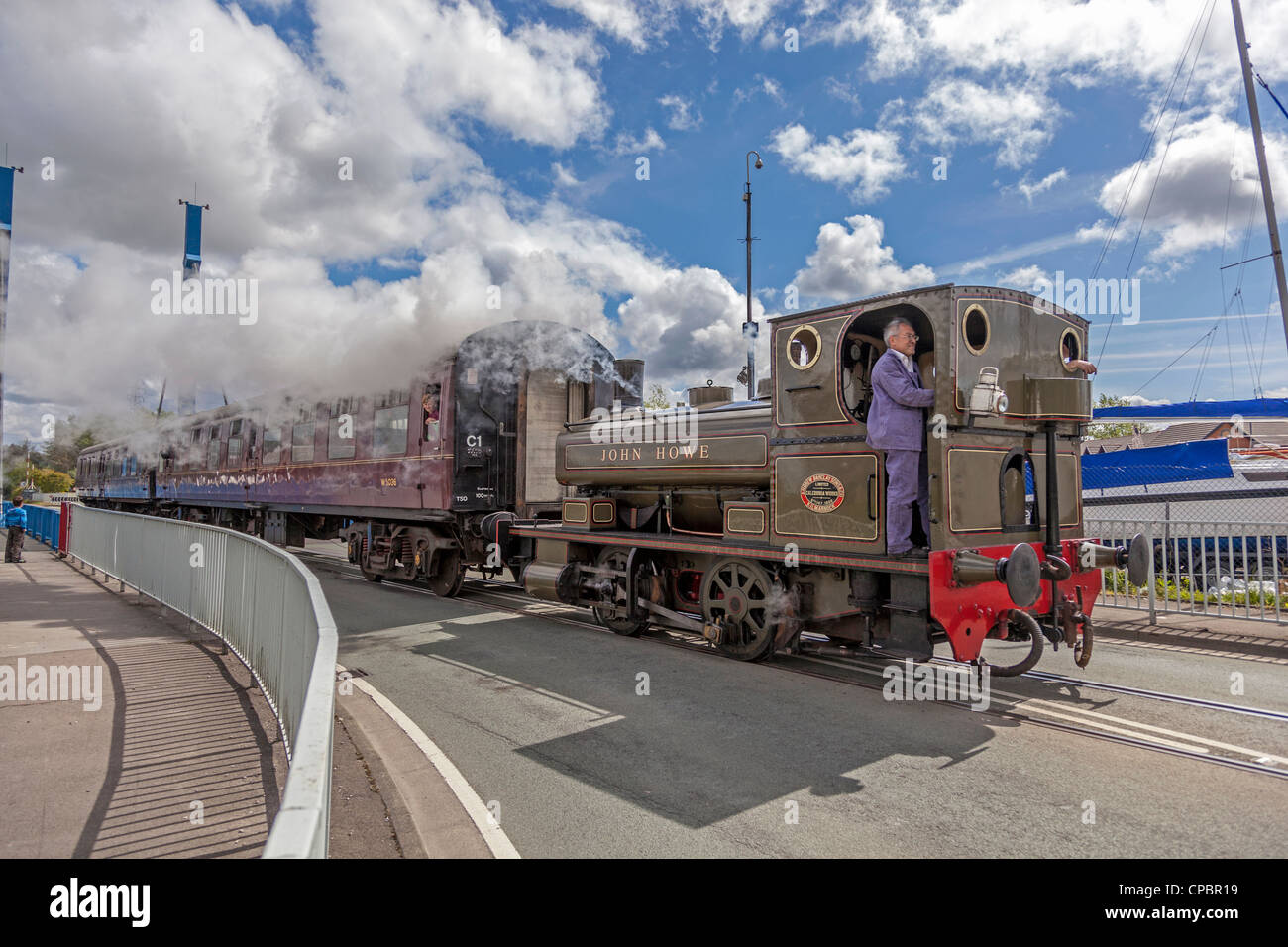 Un train à vapeur d'époque du chemin de fer à vapeur de Ribble, dans le vieux quais Preston. Banque D'Images