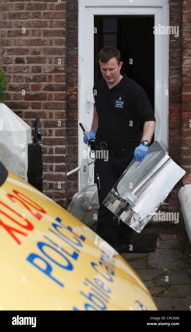 La Police de Merseyside, Matrice de l'équipe de la drogue et de preuve à l'  Véhicules Propriété dans Liverpool, Merseyside, Royaume-Uni Banque D'Images