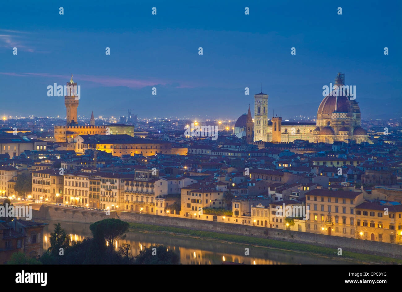 Le duomo et le Campanile de Florence Firenze Italie nuit à l'Europe de l'UE Banque D'Images