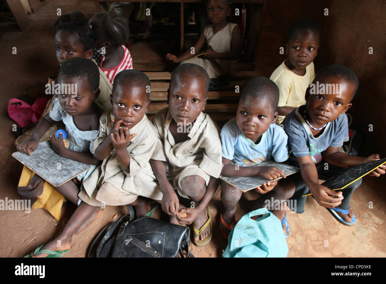 L'école primaire en Afrique, Hevie, Bénin, Afrique de l'Ouest, l'Afrique Banque D'Images