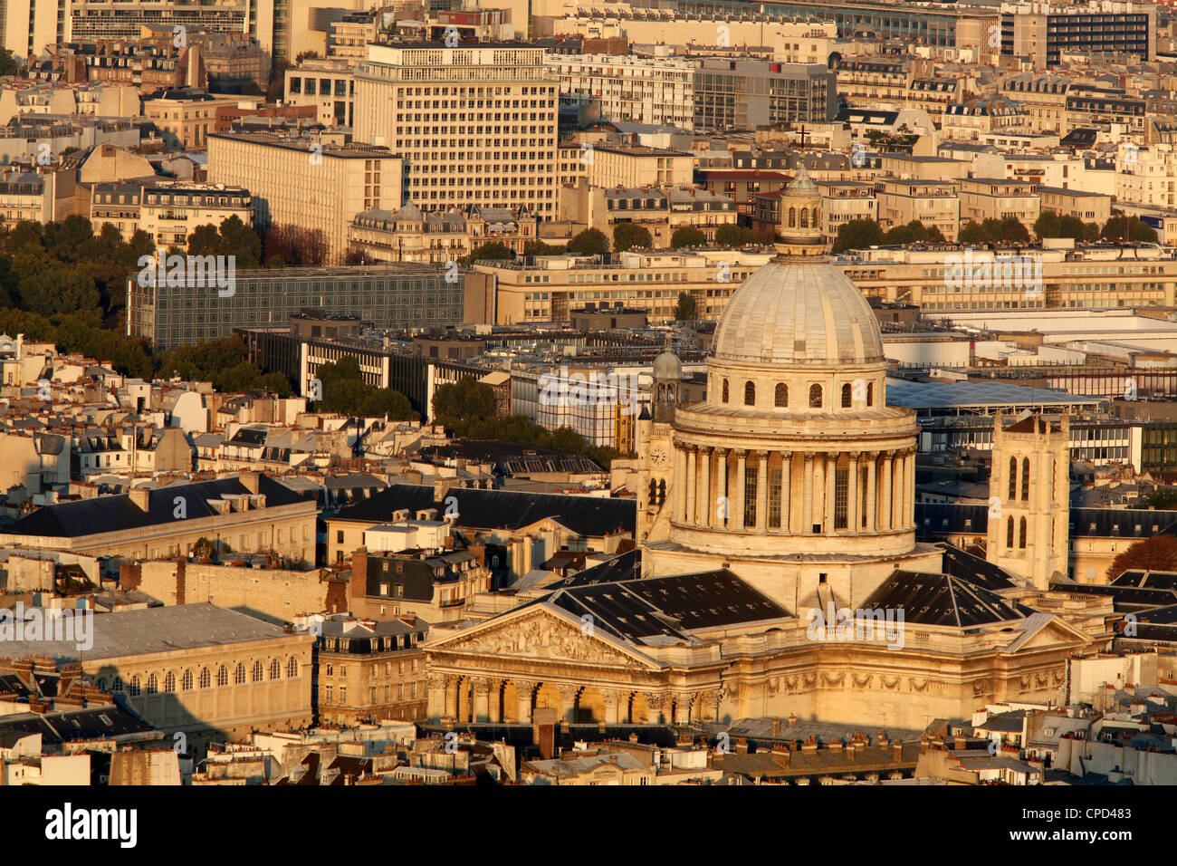 Vue aérienne de Paris autour du Panthéon, Paris, France, Europe Banque D'Images