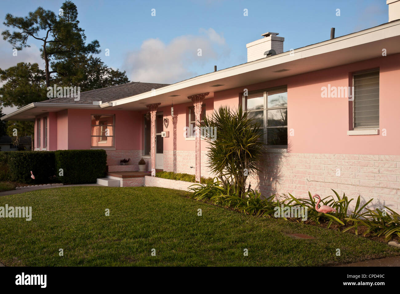 Banlieue coquette maison et terrain, FL Banque D'Images